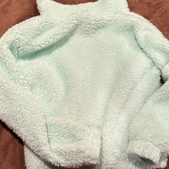 Cozy Mint Green Women’s Jacket - Picture 3 of 4